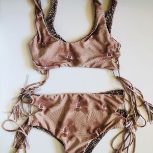 Acacia Capsule Modern Pacific Set